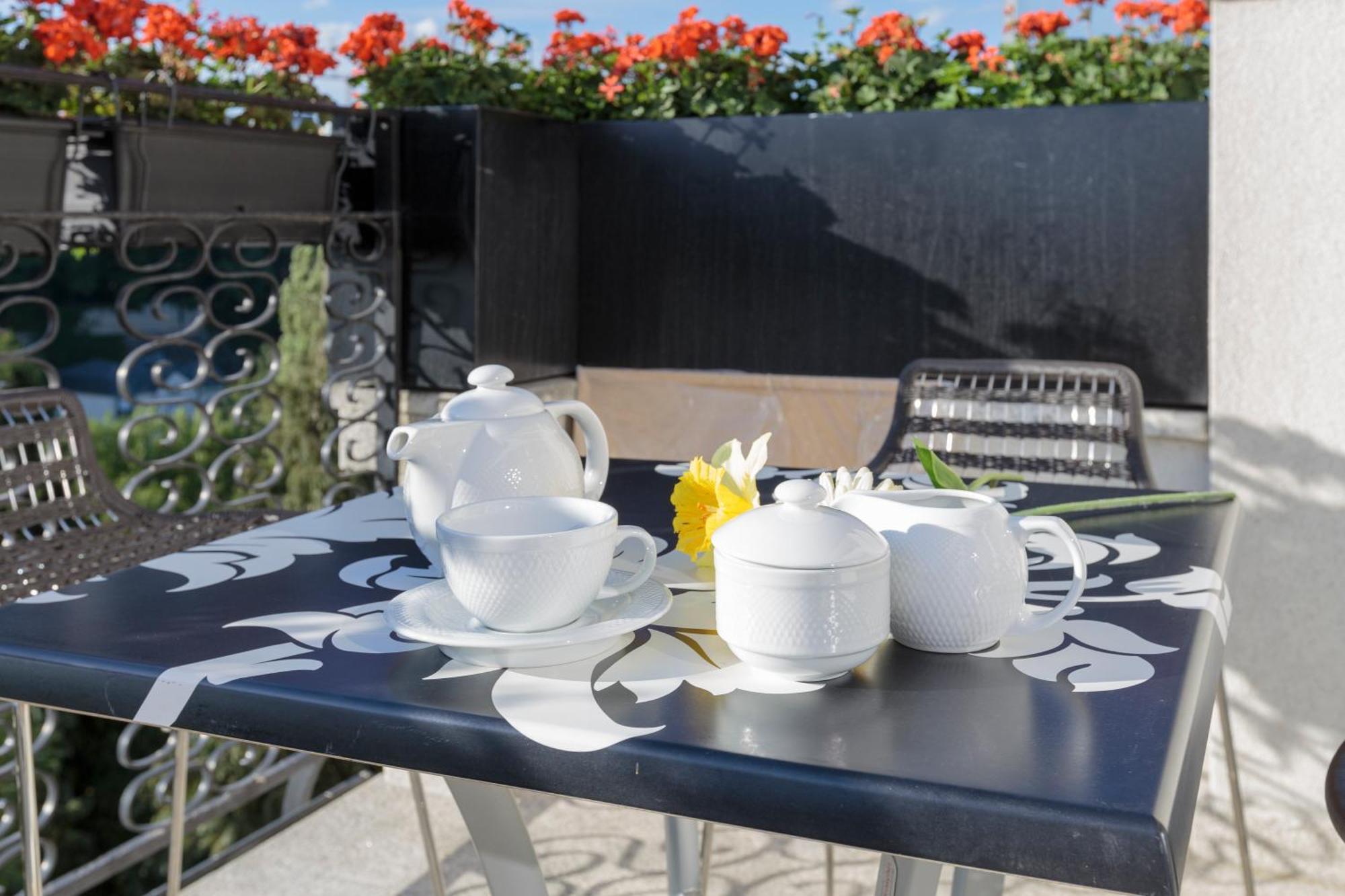 The Queen Luxury Apartments - Villa Vinicia Luxembourg Exterior photo