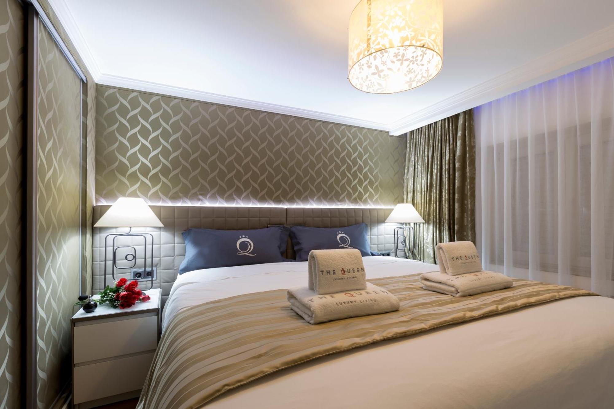The Queen Luxury Apartments - Villa Vinicia Luxembourg Room photo