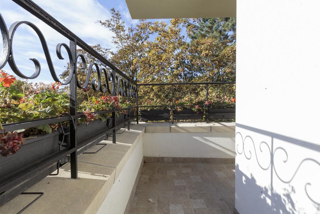 The Queen Luxury Apartments - Villa Vinicia Luxembourg Exterior photo